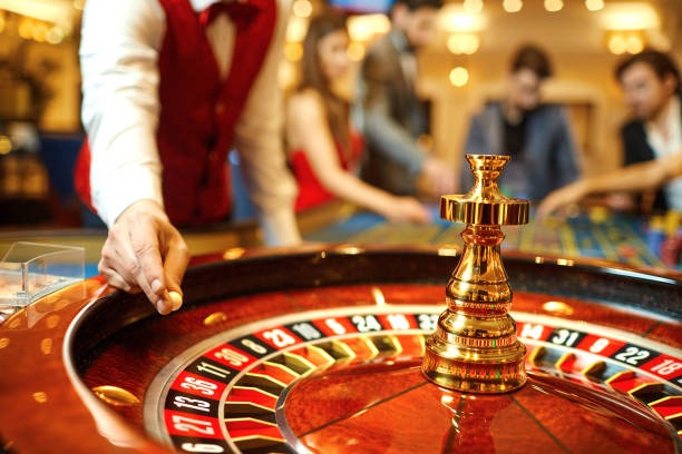 m77 game categories dashboard showing football, live dealer, slots, and esports sections